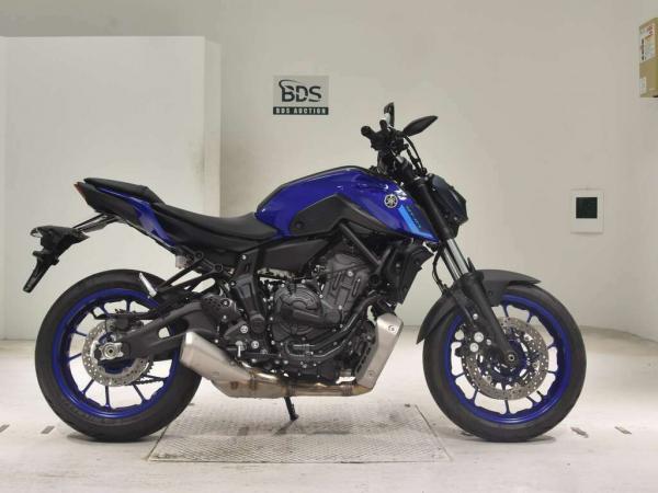Мотоцикл naked bike Yamaha MT-07 рама RM33J нэйкед байк среднекубатурный спортивный дорожный гв 2024